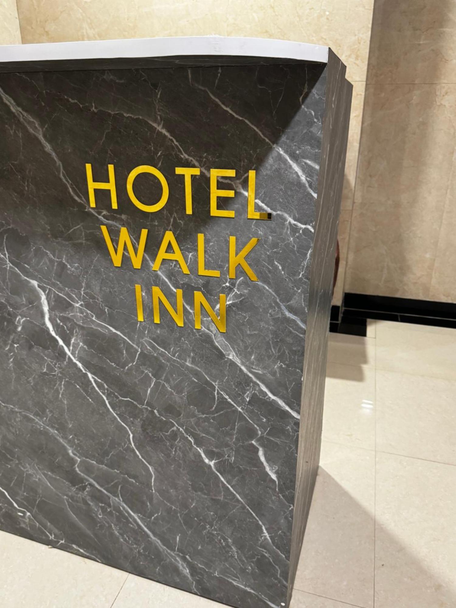 Hotel Walk Inn Faridabad Esterno foto